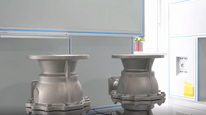 A plataforma automática de teste de estanqueidade da Runjing para válvula de esfera metálica é colocada em uso